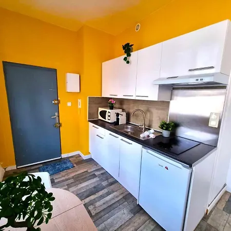 Апартаменты Votre Pied-a-terre Ideal Proche Gare De *